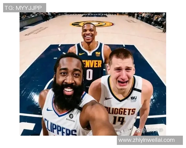 NBA对快船展开明目张胆的打压事件引发全美热议。鲍尔默怒不可遏，紧急邀请哈登及五名保镖前往NBA总部找到联盟主席亚当·肖华，要求公开解释行为。据美国媒体透露，NBA不仅削减了快船在新赛季的全美直播次数，还安排…